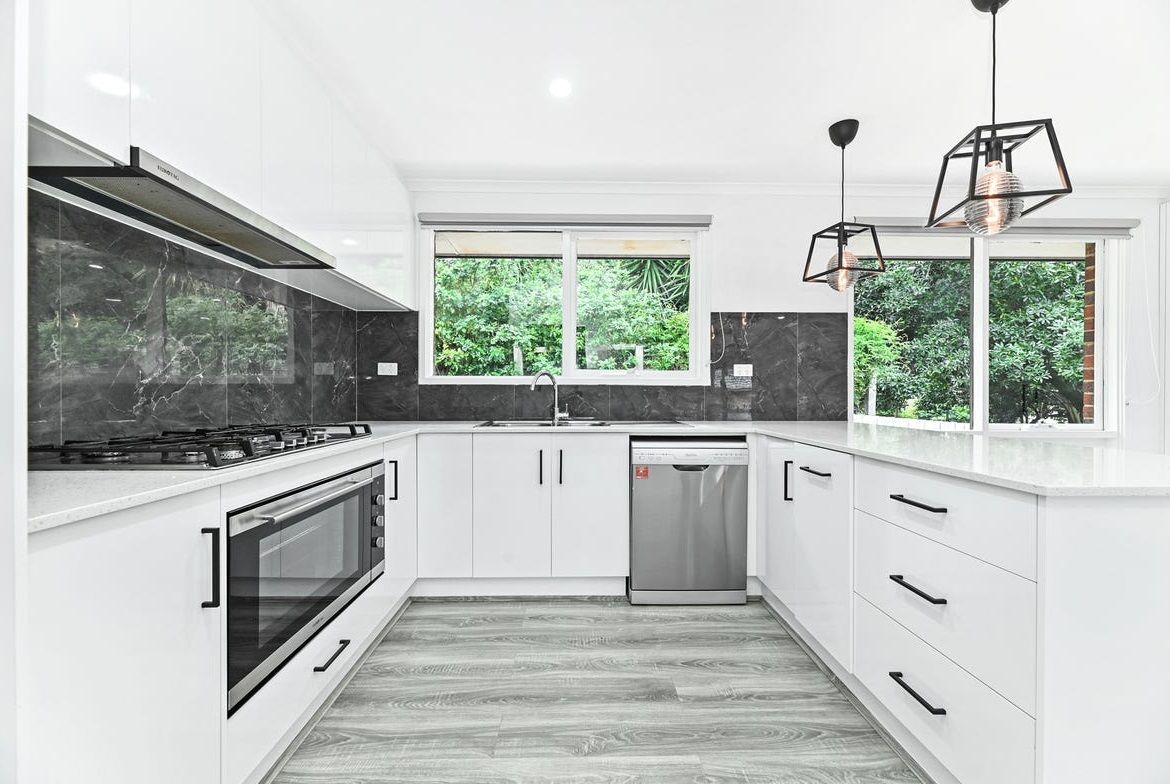 Kitchen renovation Melbourne — Apollo Builders